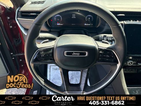 Used 2022 Jeep Grand Cherokee Overland RWD image 17