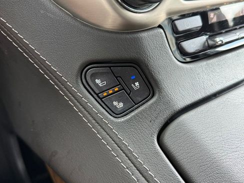 Certified 2020 GMC Yukon Denali w/ Denali Ultimate Package image 48