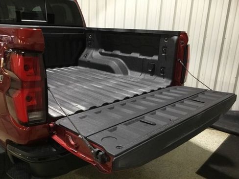 New 2026 Chevrolet Colorado Z71 w/ Technology Package image 18