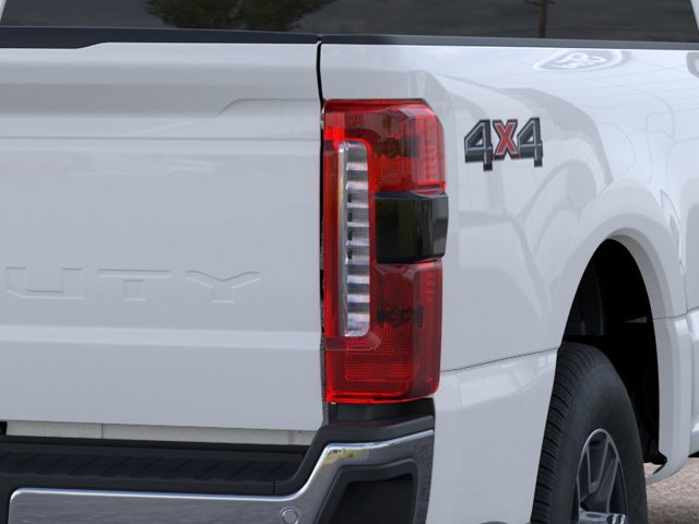 New 2025 Ford F250 XLT w/ 360-Degree Camera Package AWD/4WD image 21