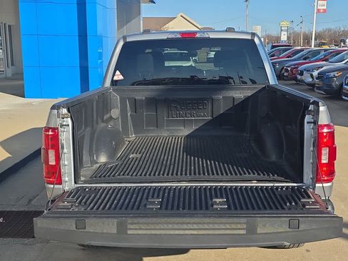 Used 2023 Ford F150 XLT image 9