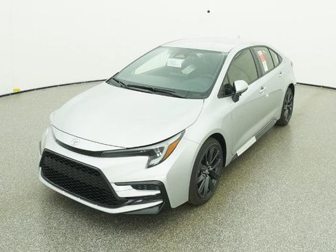 New 2026 Toyota Corolla SE image 3