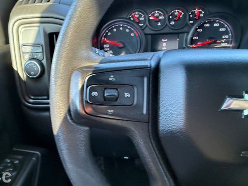 Used 2021 Chevrolet Silverado 1500 Custom image 26