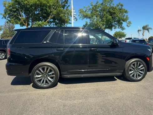 Used 2024 Cadillac Escalade Sport AWD/4WD image 8