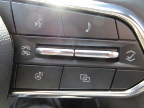 New 2026 Chevrolet Equinox LT w/ Convenience Package II FWD image 21