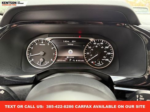 Used 2025 Nissan Pathfinder SV image 16