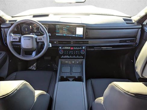 Used 2025 Hyundai Santa Fe Calligraphy FWD image 14