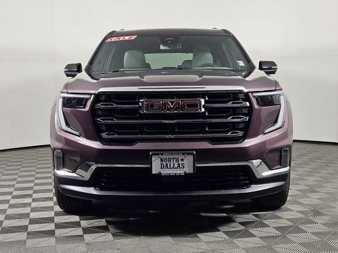 Used 2024 GMC Acadia Elevation FWD image 2