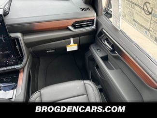 New 2026 GMC Yukon XL Denali video 2