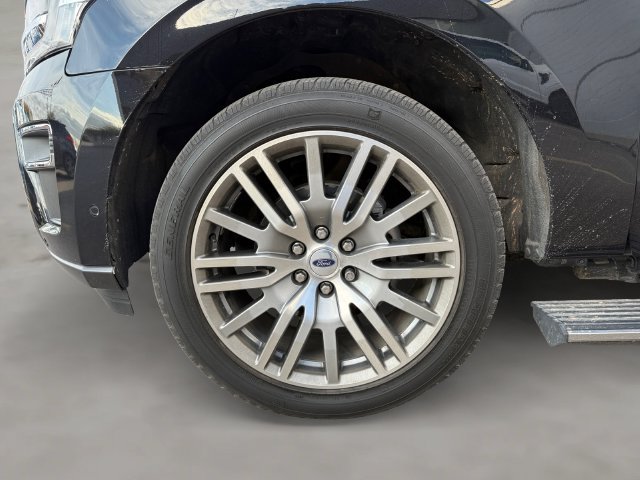 Used 2022 Ford Expedition Limited RWD image 21