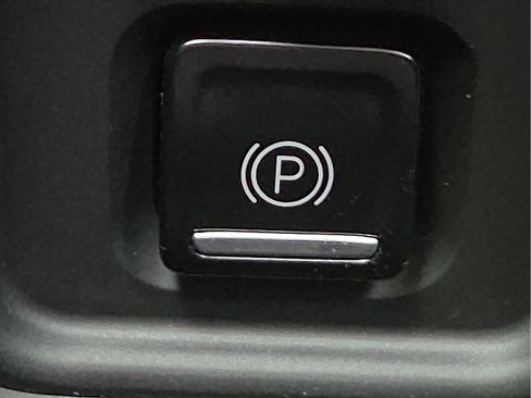 Used 2023 Chevrolet Corvette Z06 image 27