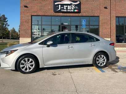 Used 2021 Toyota Corolla LE w/ Carpet Mat Package (TMS)
