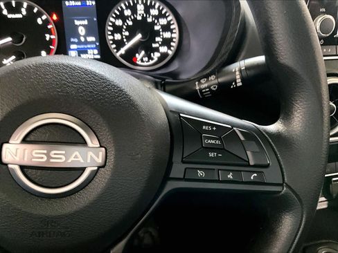 Used 2025 Nissan Sentra S image 24