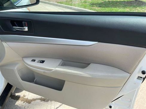 Used 2014 Subaru Outback 2.5i Premium AWD/4WD image 83