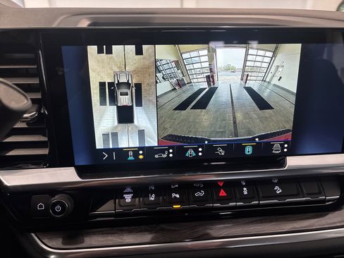 New 2026 Chevrolet Silverado 2500 LTZ w/ LTZ Convenience Package image 21