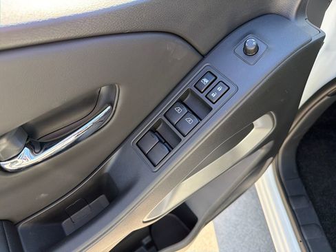 New 2026 Nissan Frontier SV w/ SV Convenience Package image 17