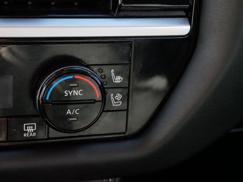 Used 2023 Nissan Pathfinder Platinum w/ Lighting Package (N93) image 30