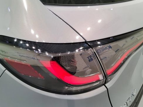 Used 2025 Honda HR-V Sport image 11