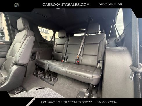 Used 2021 Chevrolet Suburban High Country image 25