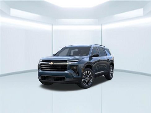 New 2026 Chevrolet Traverse LT image 10