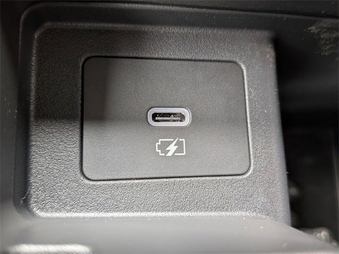 New 2025 Nissan Versa SV w/ Trunk Package image 21