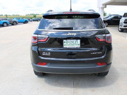 Certified 2021 Jeep Compass Limited w/ Elite Exterior Group image 7