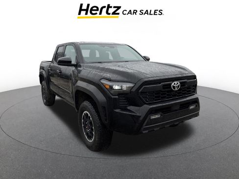 Used 2025 Toyota Tacoma TRD Off-Road image 1