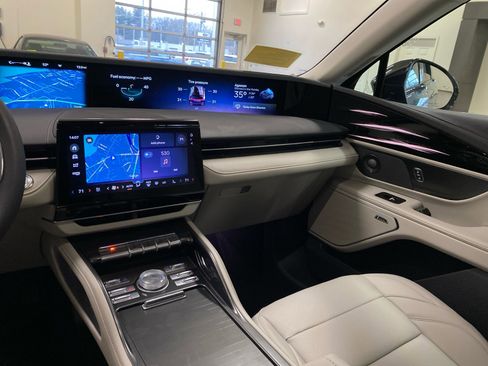 New 2026 Lincoln Nautilus Premier w/ Equipment Group 102A image 12