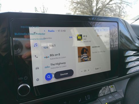 Used 2025 Toyota Camry LE image 24