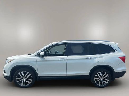 Used 2016 Honda Pilot Touring image 4