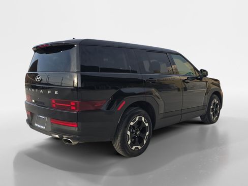Certified 2025 Hyundai Santa Fe SE image 3