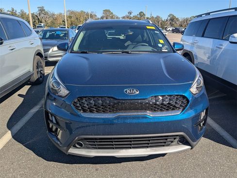 Used 2020 Kia Niro LX image 2