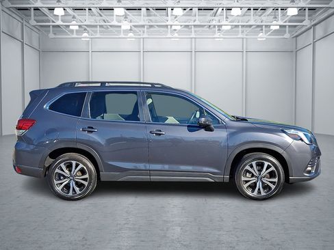 Used 2023 Subaru Forester Limited w/ Popular Package #2 AWD/4WD image 7