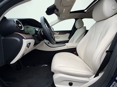 Used 2021 Mercedes-Benz E 350 4MATIC Sedan image 16