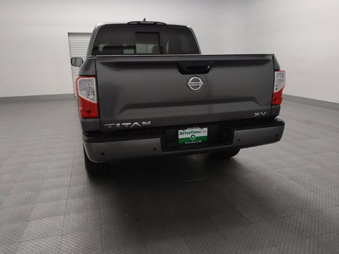 Used 2022 Nissan Titan SV RWD image 6