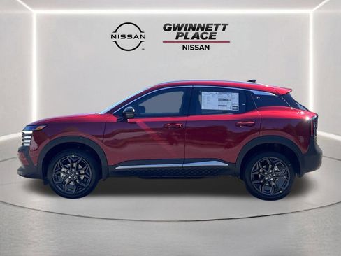 New 2026 Nissan Kicks SR FWD image 19