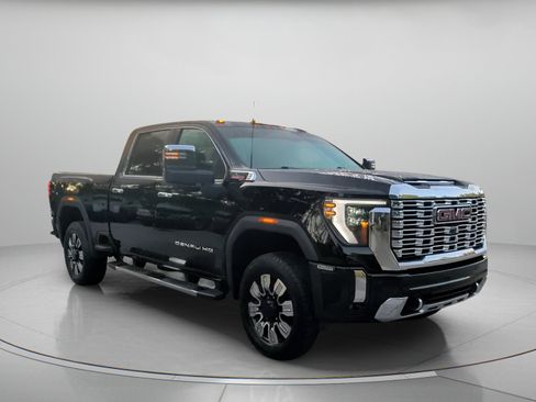 Used 2024 GMC Sierra 2500 Denali w/ Denali Reserve Package AWD/4WD image 2
