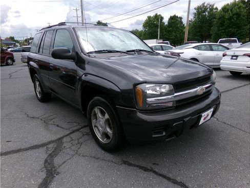 Used 2006 Chevrolet TrailBlazer LS w/ LS Preferred Equipment Group AWD/4WD image 1