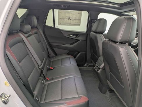 New 2026 Chevrolet Equinox RS w/ Convenience Package III AWD/4WD image 22