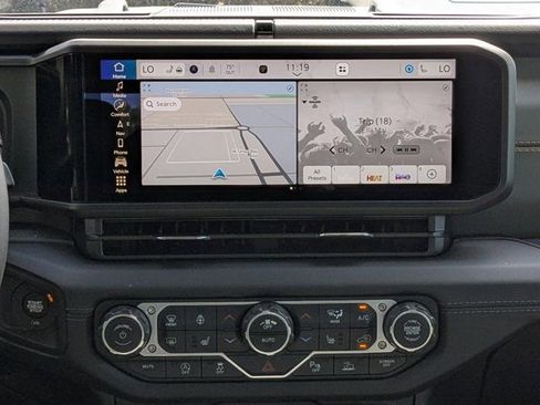 New 2026 Jeep Gladiator Mojave image 18