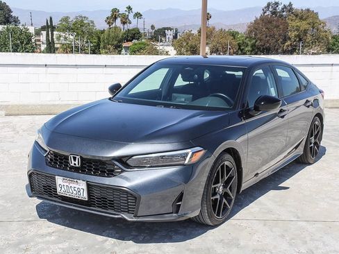 Certified 2025 Honda Civic Sport Touring image 3
