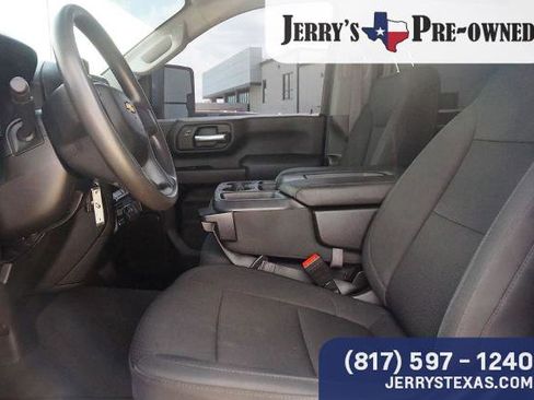 Used 2023 Chevrolet Silverado 2500 Custom w/ Custom Convenience Package AWD/4WD image 18
