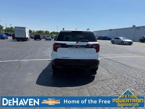 Used 2023 GMC Acadia SLE w/ Driver Convenience Package FWD image 6