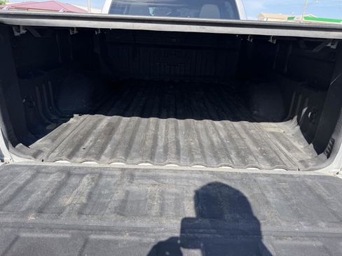 Used 2017 Chevrolet Colorado LT AWD/4WD image 9