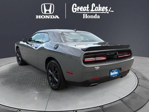 Used 2023 Dodge Challenger SXT w/ Blacktop Package AWD/4WD image 4