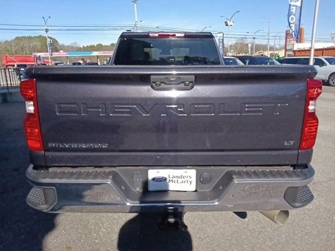 Used 2024 Chevrolet Silverado 2500 LT image 4