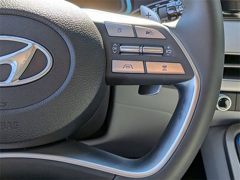 Used 2025 Hyundai Palisade SEL image 16