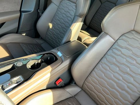 Used 2023 Audi RS e-tron GT w/ Carbon Performance Package image 30