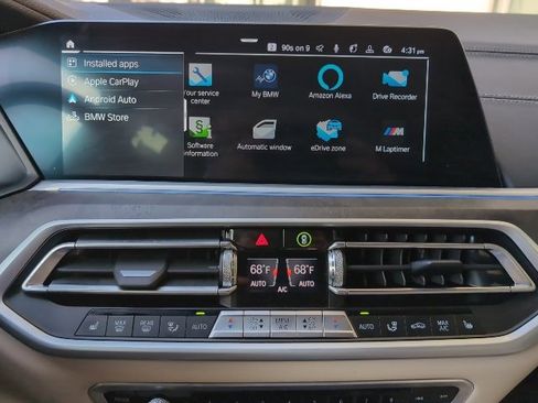 Used 2022 BMW X5 xDrive45e w/ M Sport Package image 13