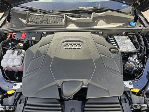 New 2026 Audi Q7 3.0T Premium image 8